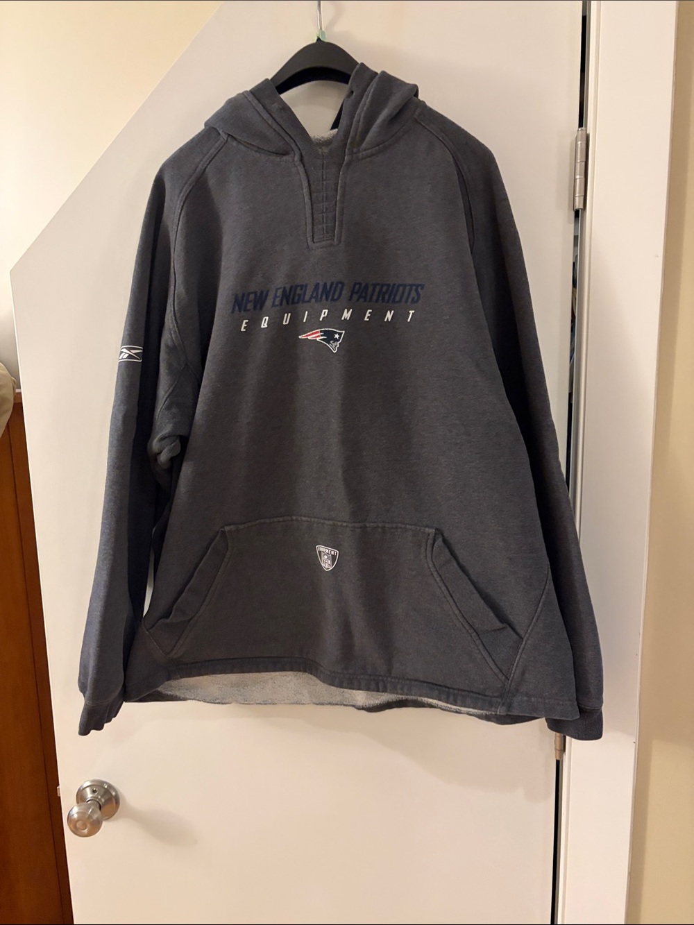 Reebok Dark Gray New England Patriots Hoodie Pullover